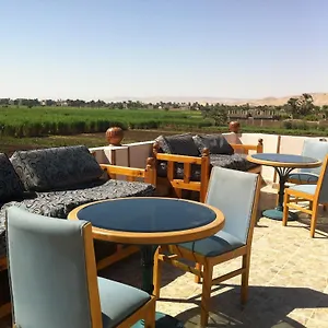 3* Hotel New Memnon